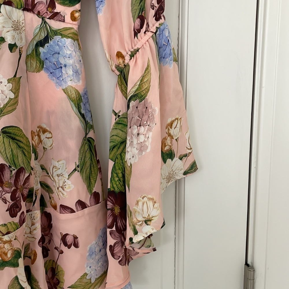 NWOT NICHOLAS Evie floral romper size 0 pink 100% silk flare sleeves - Picture 5 of 15